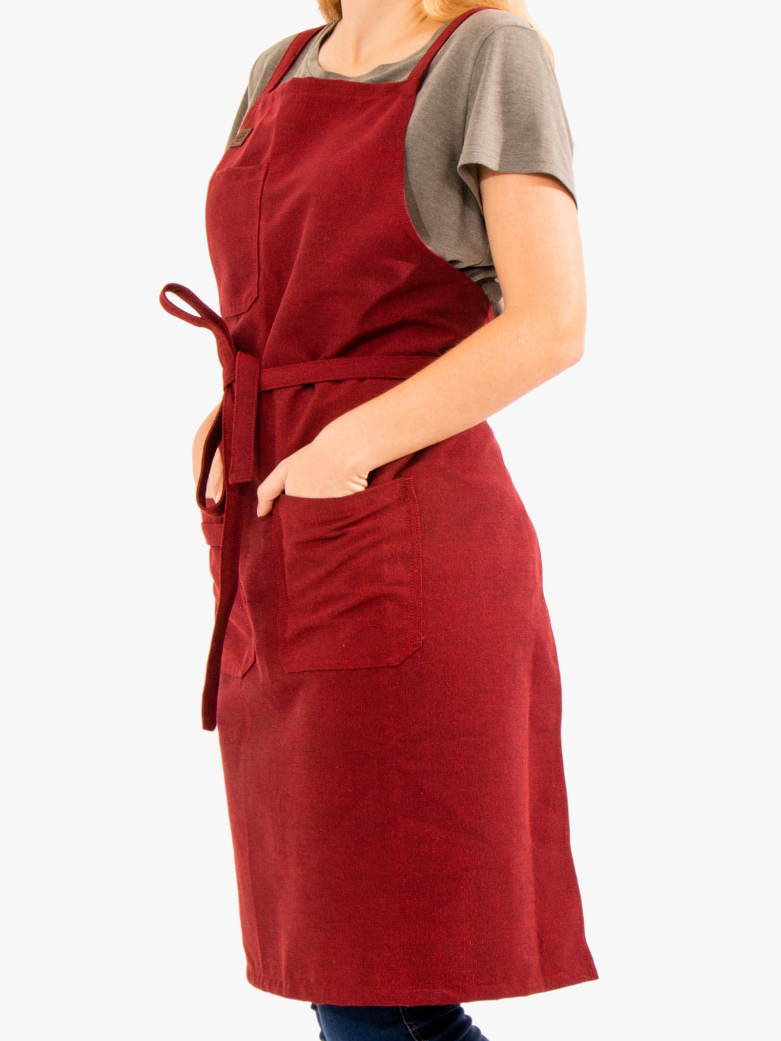 Side view of the Cherry Red Morada apron