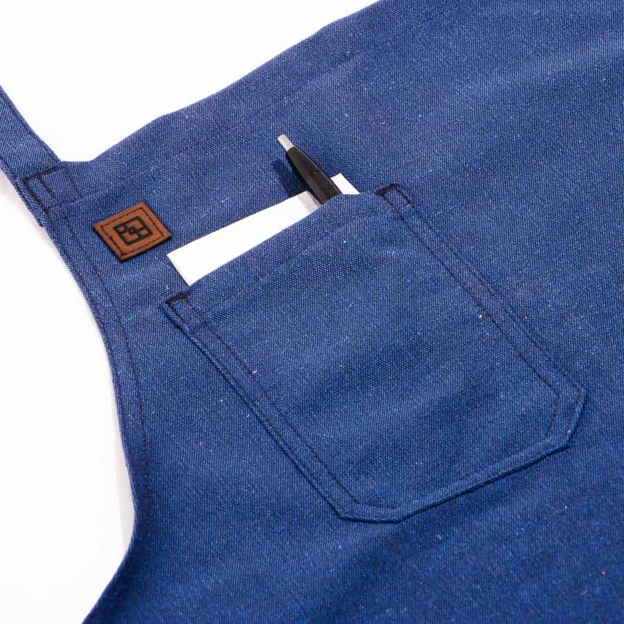 Morada apron pocket detail